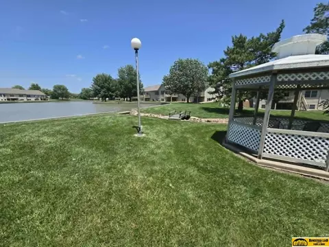 613 Springview Cir, Beatrice, NE 68310 photo 26