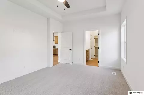Bedroom - 17612 Scott St, Bennington, NE 68007 photo 1 of 8