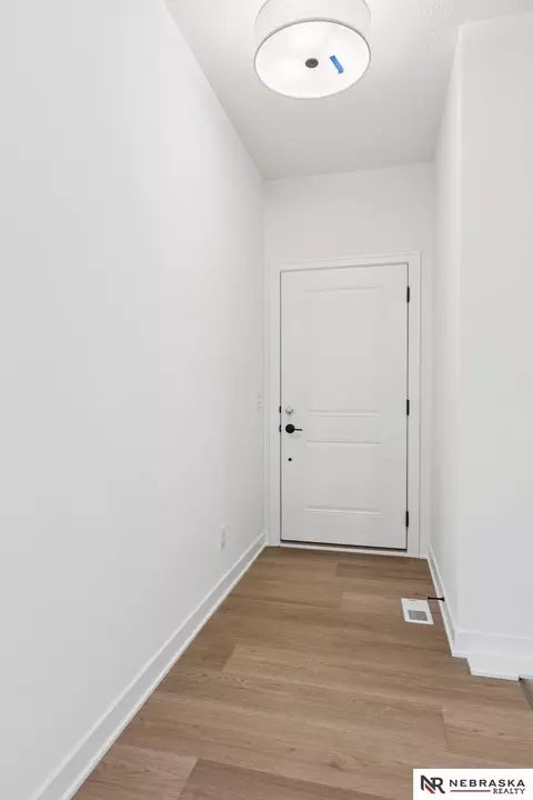 Entry Way - 17612 Scott St, Bennington, NE 68007 photo 1 of 2