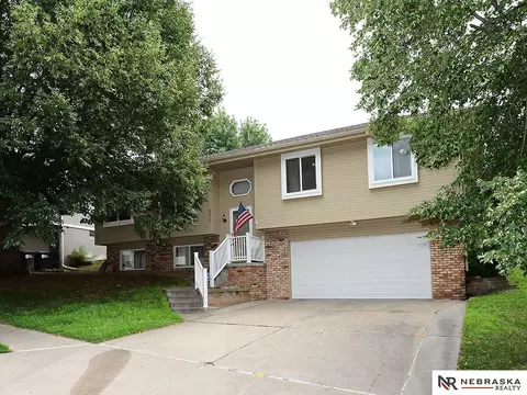 6317 N 112th Cir, Omaha, NE 68164