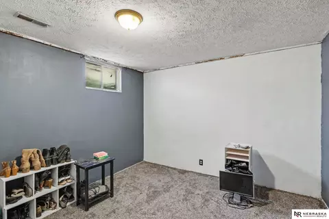 Bedroom - 17705 SW 25th St, Martell, NE 68404 photo 3 of 7