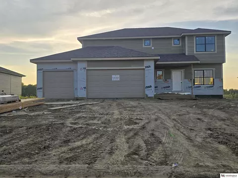 11306 N 173 St, Bennington, NE 68007