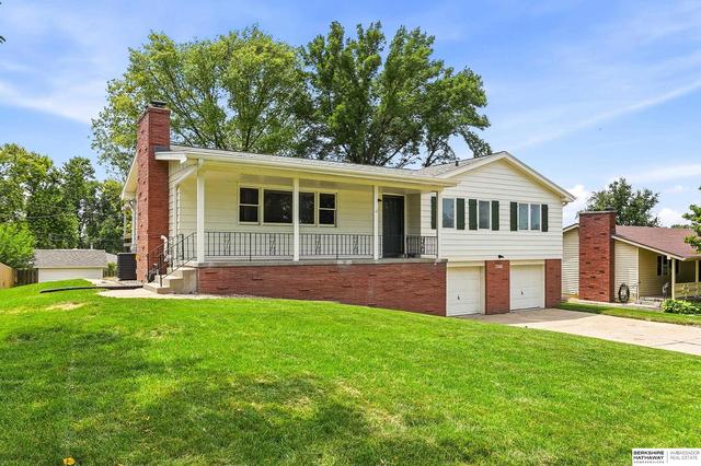 8057 Dupont St, Omaha, NE 68124