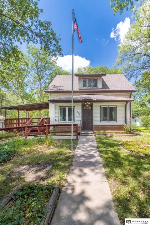 235 Madison St, Bennet, NE 68317