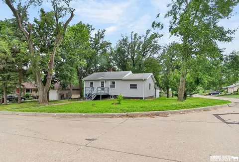 2400 S St, Auburn, NE 68305