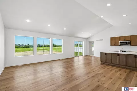 Living - 9101 Castle Pine Dr, Lincoln, NE 68516 photo 1 of 2