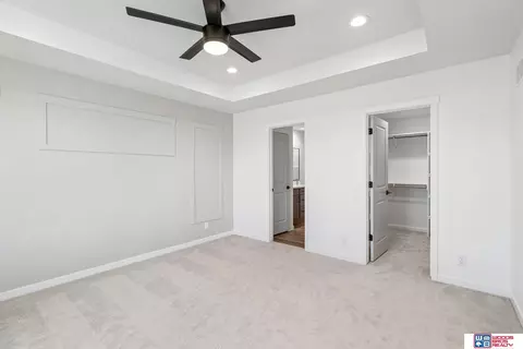 Bedroom - 9101 Castle Pine Dr, Lincoln, NE 68516 photo 6 of 10