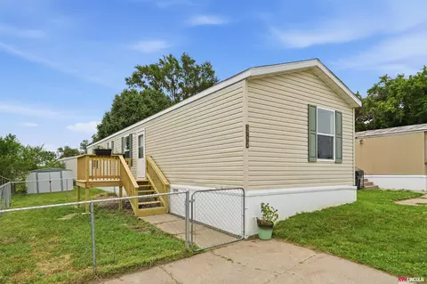 3712 NW Ebony Ct, Lincoln, NE 68521