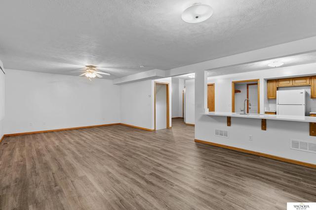 7240 Dorchester Ct, Lincoln, NE 68521