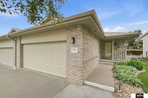 7844 Ringneck Dr, Lincoln, NE 68506