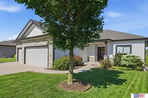 7811 S 63rd St, Lincoln, NE 68516