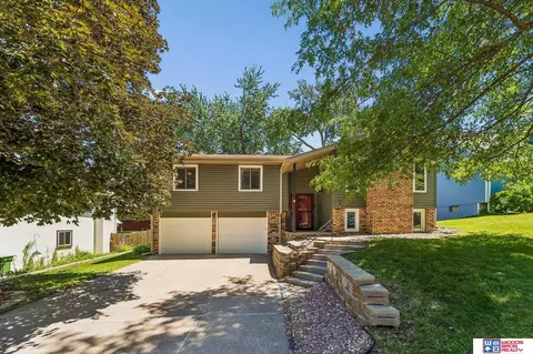 13005 S 31st St, Bellevue, NE 68123