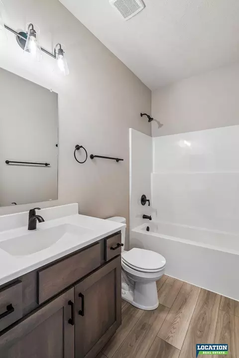 Bath - 3009 Bertram St, Roca, NE 68430 photo 4 of 4