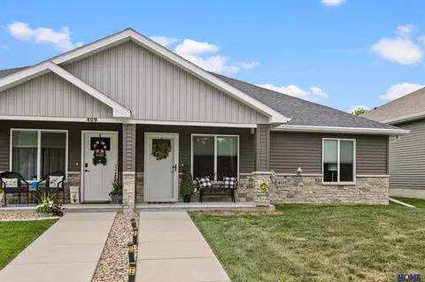 401 S 3rd St, Seward, NE 68434