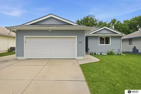3316 Gregory St, Lincoln, NE 68521