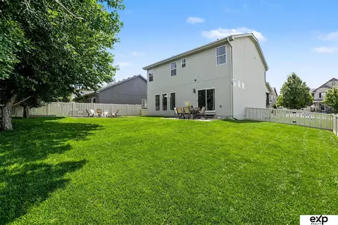 Exterior - 17022 Centennial Rd, Omaha, NE 68136 photo 4 of 5