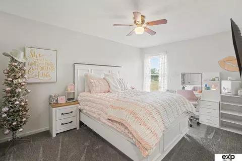 Bedroom - 17022 Centennial Rd, Omaha, NE 68136 photo 5 of 6