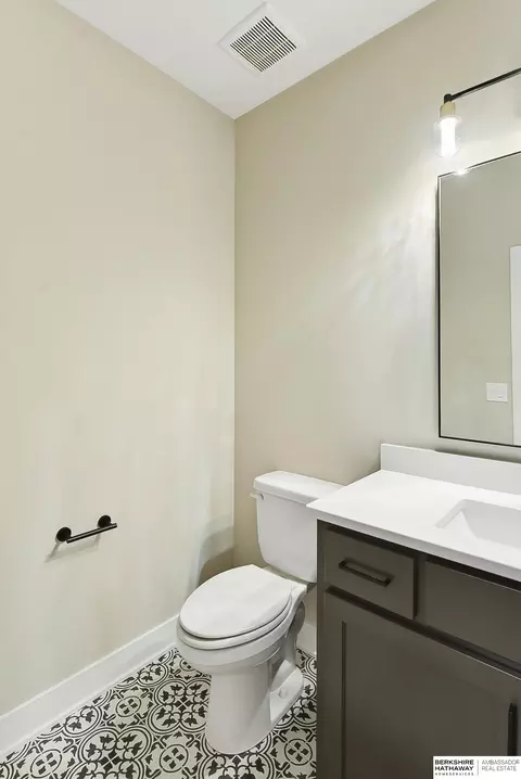Bath - 16624 Abigail St, Bennington, NE 68007 photo 1 of 8