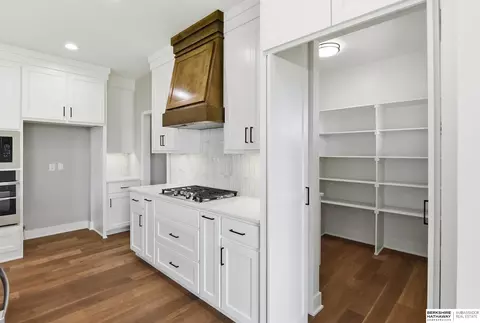 Kitchen - 16624 Abigail St, Bennington, NE 68007 photo 4 of 4