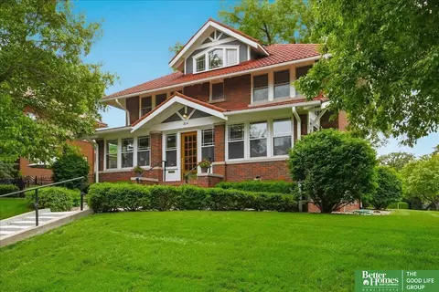 304 S 54th St, Omaha, NE 68132