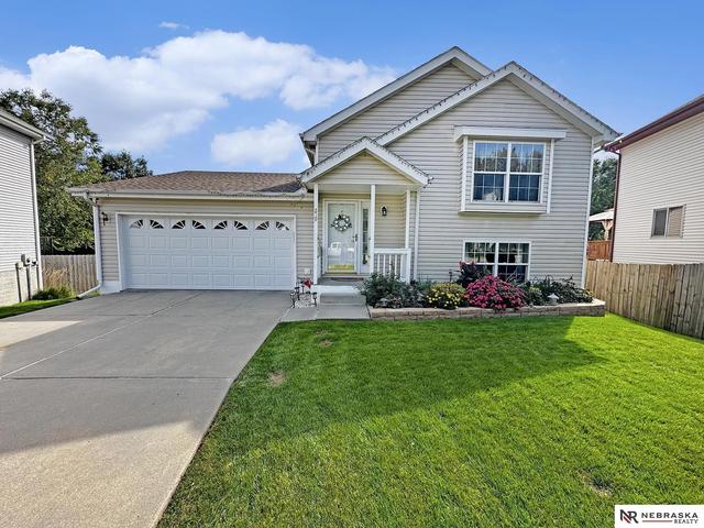 239 Irving St, Lincoln, NE 68521