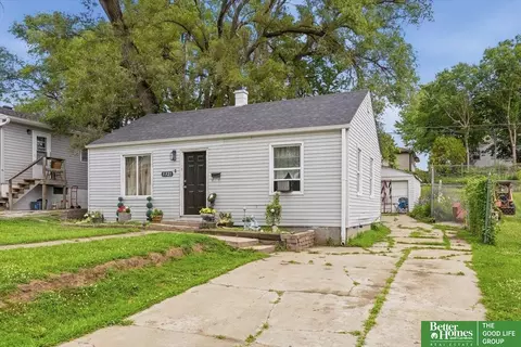 5321 N 33rd Ave, Omaha, NE 68111