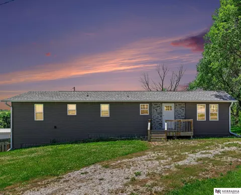 2307 Murray Rd, Plattsmouth, NE 68048
