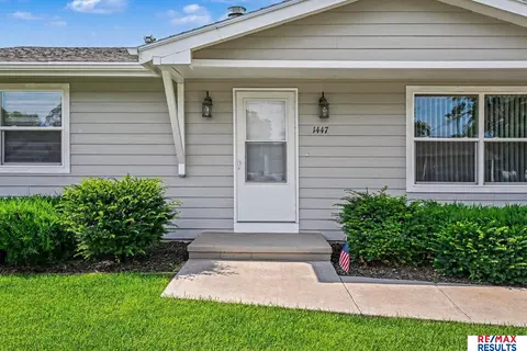 1447 W 9th St, Fremont, NE 68025