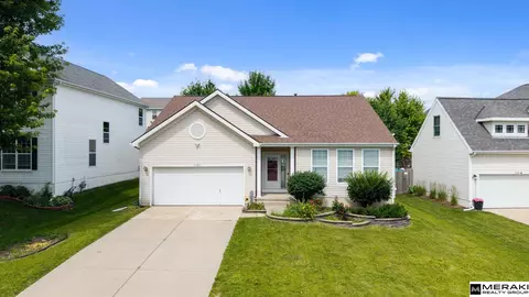 7520 N 107 Ave, Omaha, NE 68122