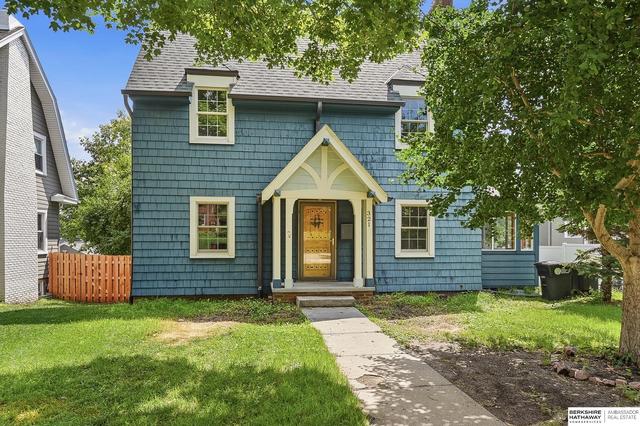 321 S 51st St, Omaha, NE 68132