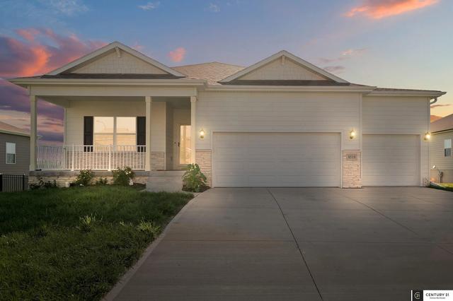 8519 S 63rd St, Omaha, NE 68157