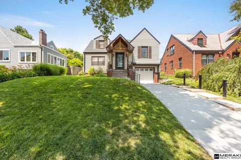 4516 Shirley St, Omaha, NE 68106