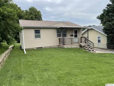 3520 Hascall St, Omaha, NE 68105