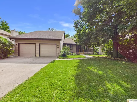2420 N 78th St, Lincoln, NE 68507