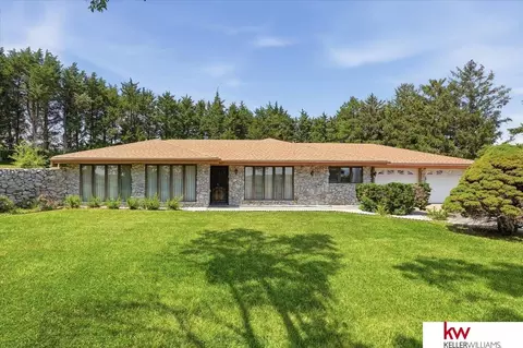 11006 Mill Rd, Louisville, NE 68037
