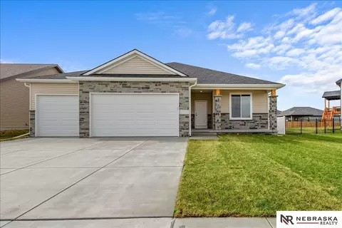 7821 Ephraem Ln, Lincoln, NE 68516