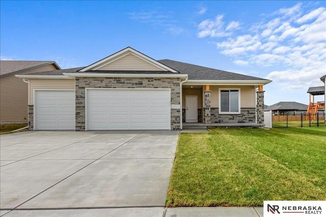 7821 Ephraem Ln, Lincoln, NE 68516