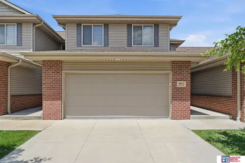 3912 Pablo Ln, Lincoln, NE 68516