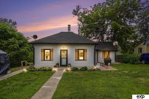 730 S 10th St, Plattsmouth, NE 68048