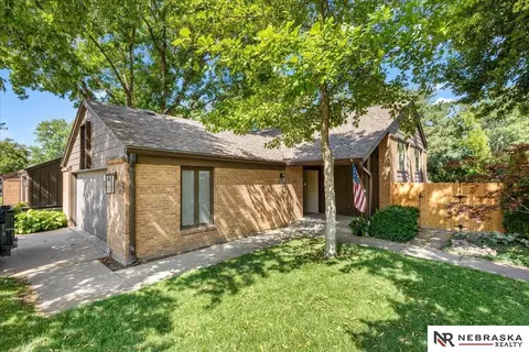 2636 Bishop Rd #49, Lincoln, NE 68502