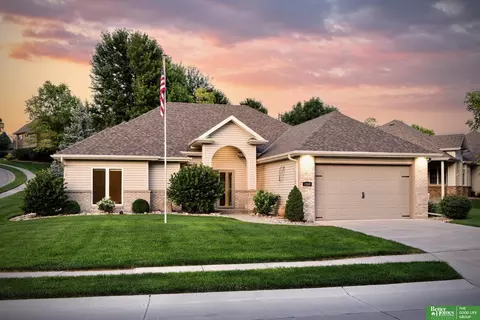 1509 S 190th Plz, Omaha, NE 68130