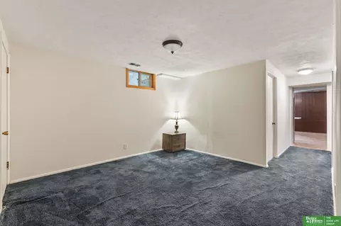 Bedroom - 10472 Wright Cir, Omaha, NE 68124 photo 4 of 4