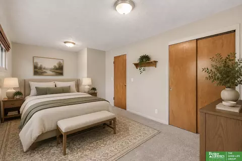 Bedroom - 10472 Wright Cir, Omaha, NE 68124 photo 1 of 4