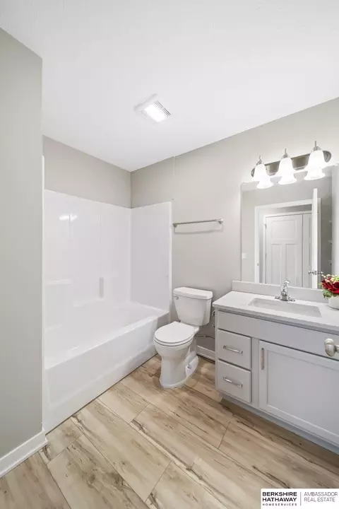 Bath - 612 Main St, Scribner, NE 68057 photo 1 of 1