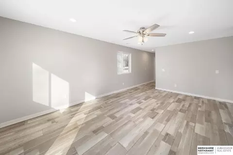 Living - 614 Main St, Scribner, NE 68057 photo 2 of 4