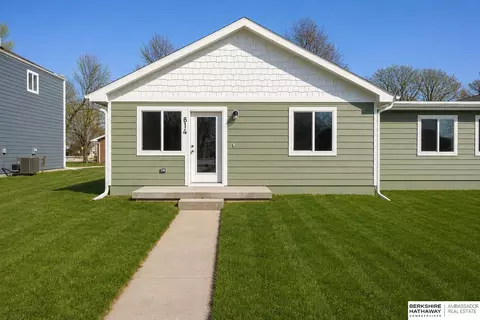 Exterior - 614 Main St, Scribner, NE 68057 photo 2 of 5