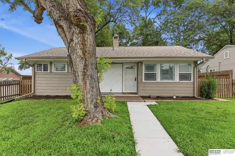 7094 Franklin St, Omaha, NE 68104