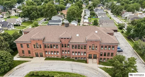 3401 Martha St #11E, Omaha, NE 68105