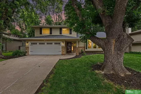 6219 S 149th St, Omaha, NE 68137