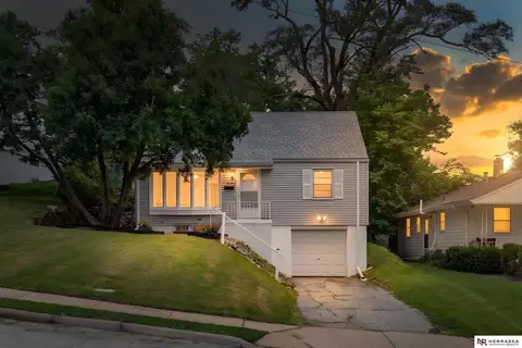 4210 N 65th Ave, Omaha, NE 68104